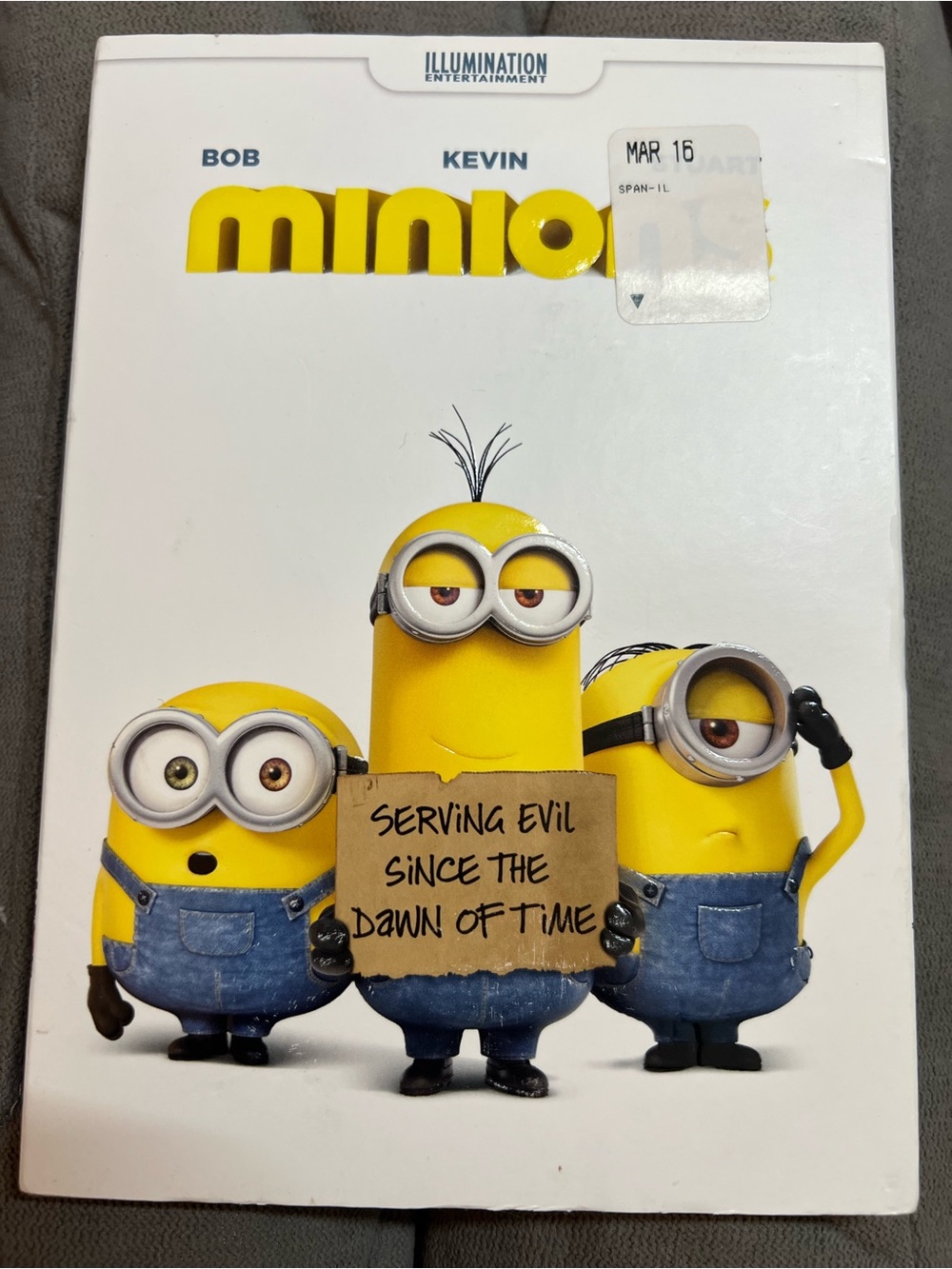 Illumination Minions (Blu-ray/DVD) - Yellow Character Cover